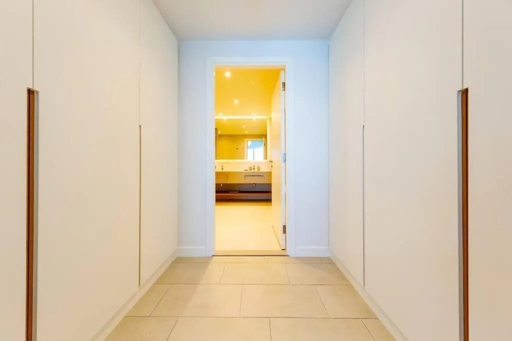 Fantastic And Rare 4Br+Maid'S In Jbr Walk Apartment Dubai 0*,  United Arab Emirates